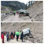 Aparatoso accidente en carretera de montaña: camión queda destrozado junto a un barranco y moviliza a varias personas